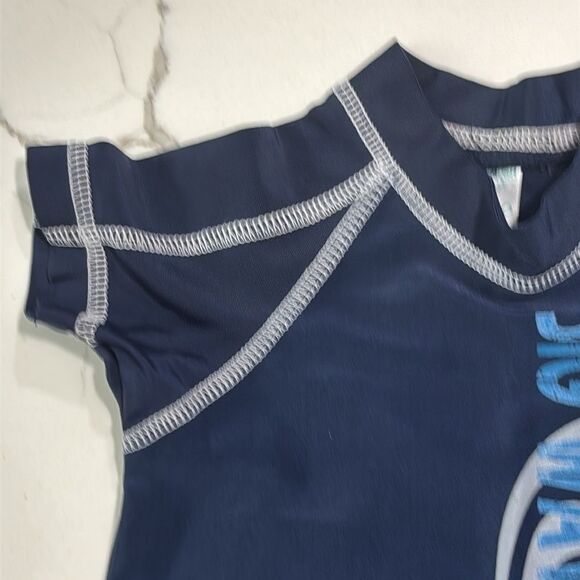 OshKosh B’GOSH | Navy Blue Boys Rash guard Swim Top Surf Size 6-9 Months - Picture 3 of 12